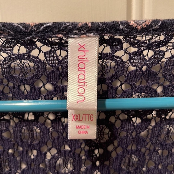 Xhilaration 3/4 sleeve cropped top size XXL - Picture 3 of 9